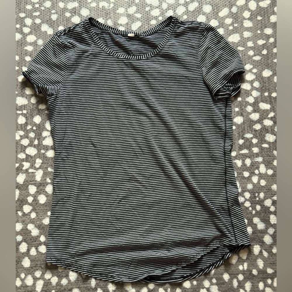 lululemon Striped Black and White Love Crew - Size 4
